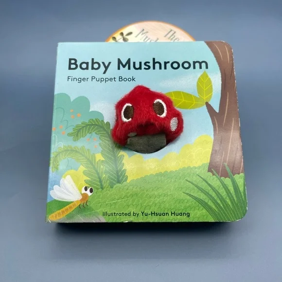 Baby Mushroom: Finger Puppet Book (Little Finger Puppet), NWOT - Picture 5 of 9